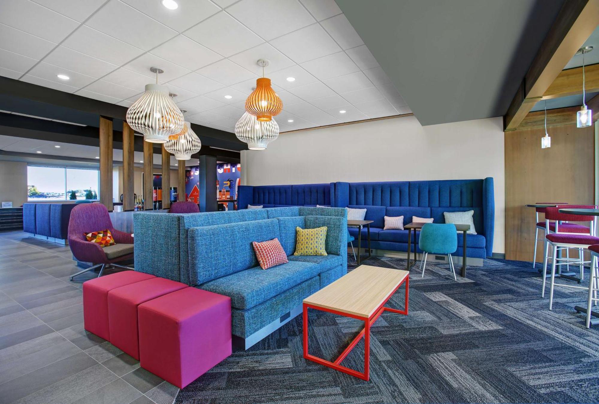 Hotel Tru By Hilton Stoughton Zewnętrze zdjęcie